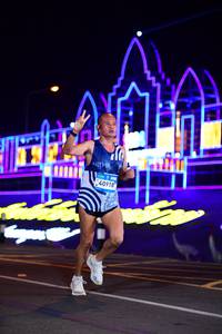 BIB: 424, 40918
                            <button type="button" onclick="openModal(22859171)" class="btn btn-primary btn-sm float-right btn-popup" data-toggle="modal" data-target=".modal-high-quality">
                        <i class="fas fa-shopping-cart"></i> Add to Cart
                    </button>
                                            <button type="button" onclick="isThisMe(22859171, true)" class="btn btn-success btn-sm float-right btn-popup btn-isme hidden" data-toggle="tooltip" data-placement="bottom" title="นี่คือรูปของคุณใช่ไหม คลิกที่นี่เพื่อเอาเข้าอัลบั้ม">
                        <i class="fas fa-plus"></i> Add to album
                    </button>
                    <button type="button" onclick="isThisMe(22859171, false)" class="btn btn-warning btn-sm float-right btn-popup btn-isnotme hidden">
                        <i class="fas fa-ban"></i> Remove from album
                    </button>